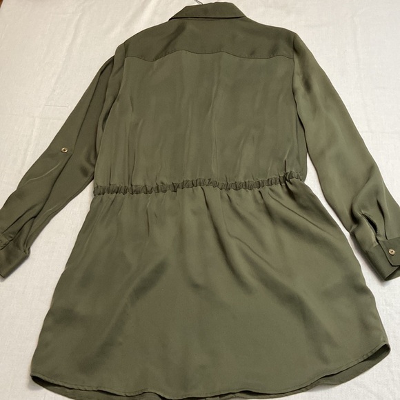 Chicos Womens Green Button Front Draw Waist Tunic Length Blouse - Size 1 (M) - Picture 9 of 10